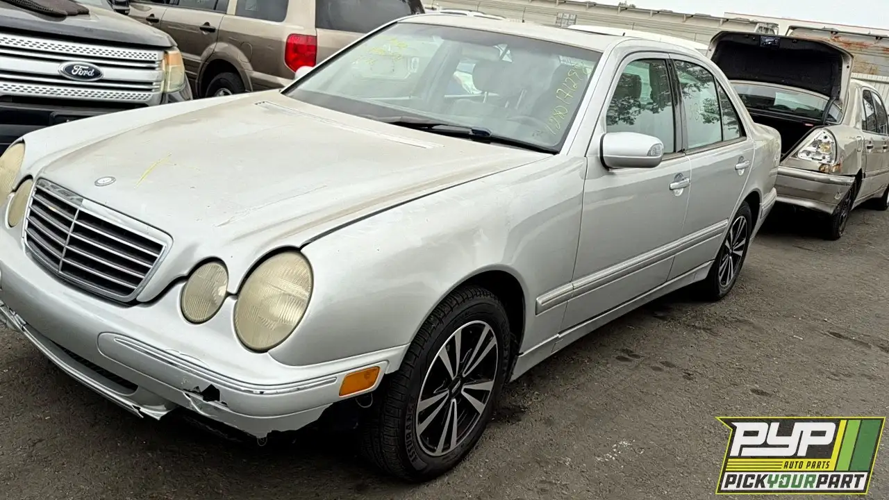 Photo of 2000 Mercedes-Benz E320
