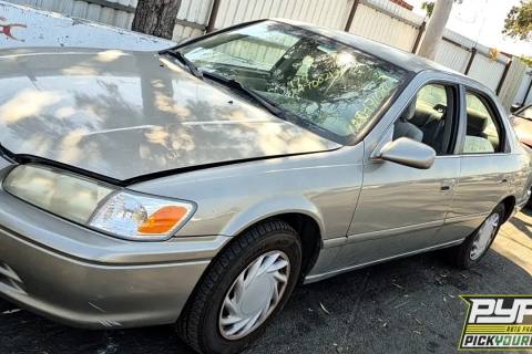 Photo of 2001 Toyota Camry