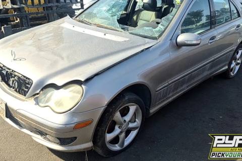 Photo of 2006 Mercedes-Benz C230