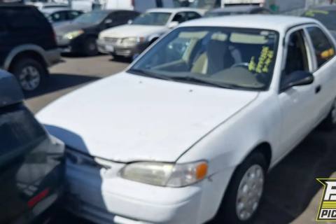 Photo of 1998 Toyota Corolla