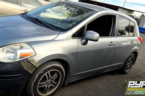 Photo of 2010 Nissan Versa