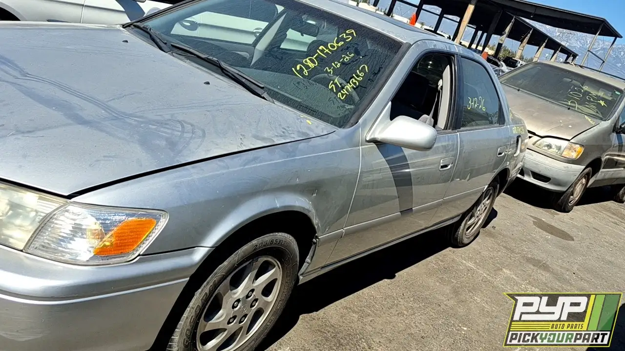 Photo of 2000 Toyota Camry