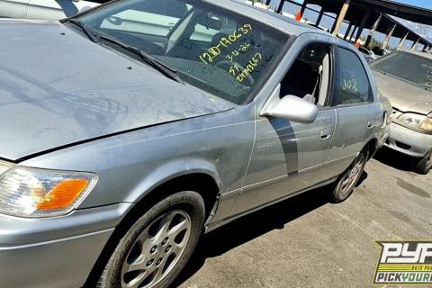 Photo of 2000 Toyota Camry