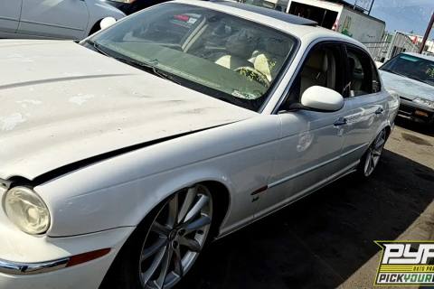Photo of 2004 Jaguar Xjr