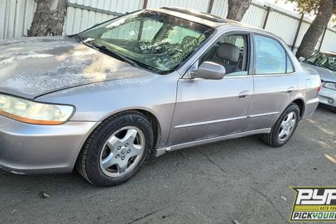 Photo of 2000 Honda Accord
