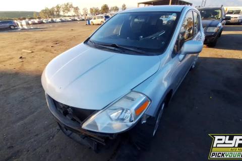 Photo of 2011 Nissan Versa