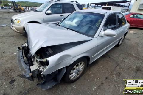 Photo of 2005 Hyundai Sonata