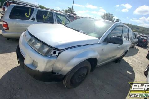 Photo of 2004 Saturn Vue