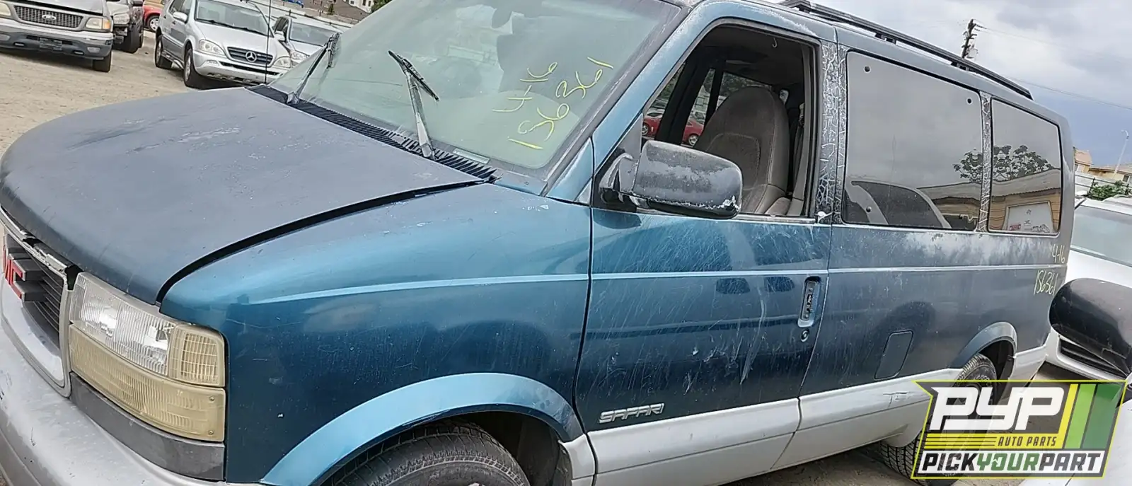 Photo of 1999 Gmc Safari