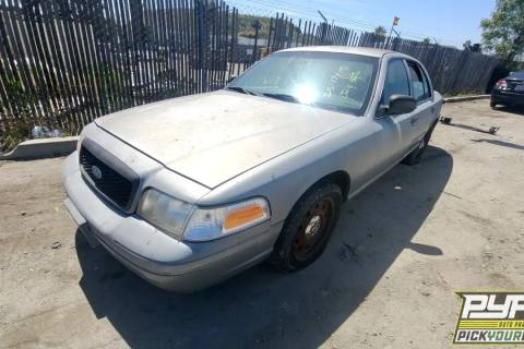 Photo of 2008 Ford Crown Victoria