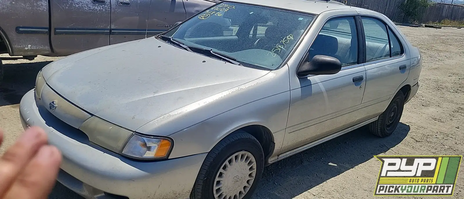 Photo of 1999 Nissan Sentra