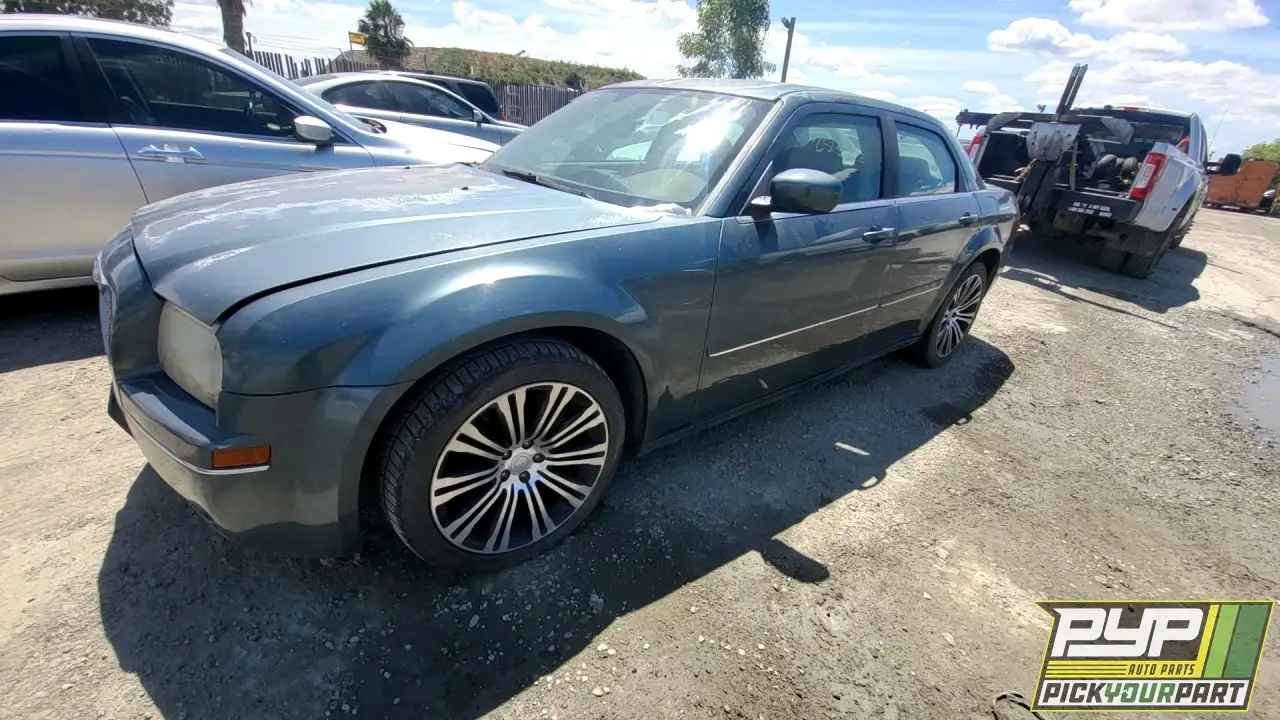 Photo of 2005 Chrysler 300