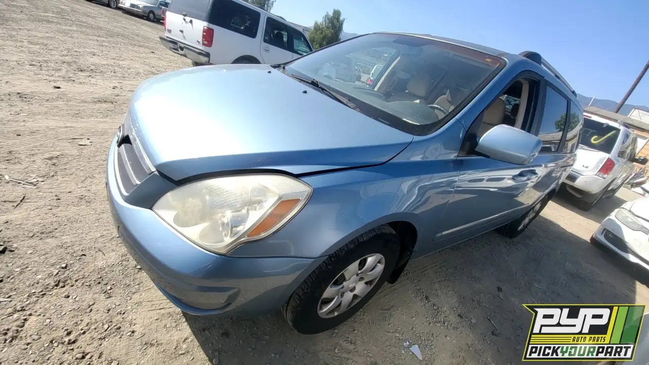 Photo of 2008 Hyundai Entourage