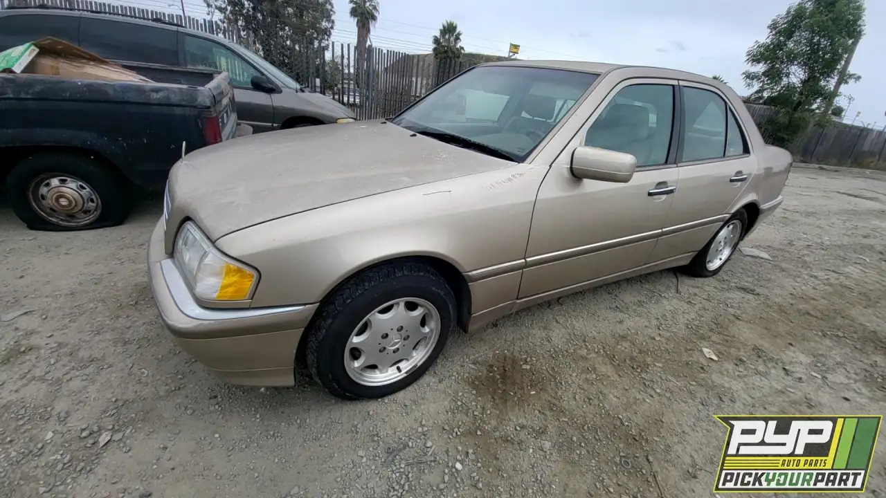Photo of 2000 Mercedes-Benz C230