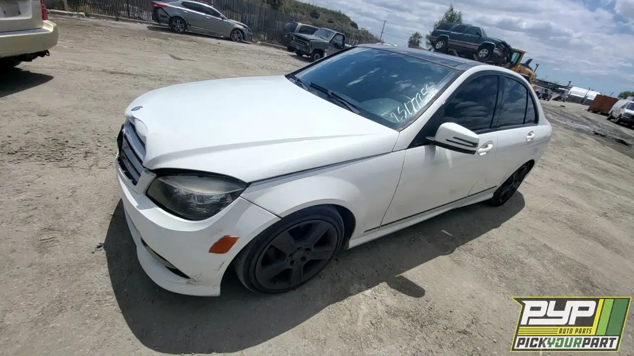 Photo of 2011 Mercedes-Benz C300
