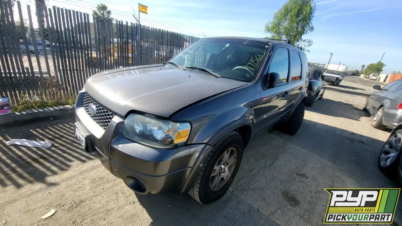 Photo of 2005 Ford Escape