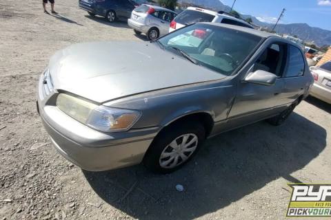 Photo of 2000 Toyota Camry