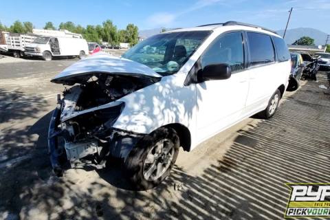 Photo of 2006 Toyota Sienna