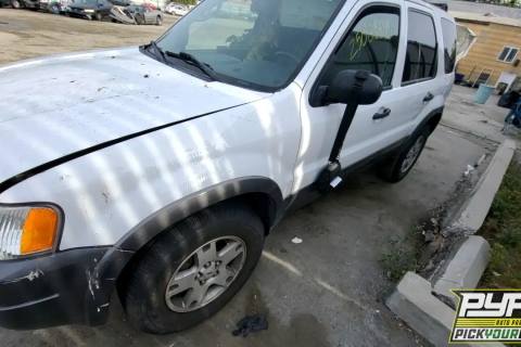 Photo of 2003 Ford Escape