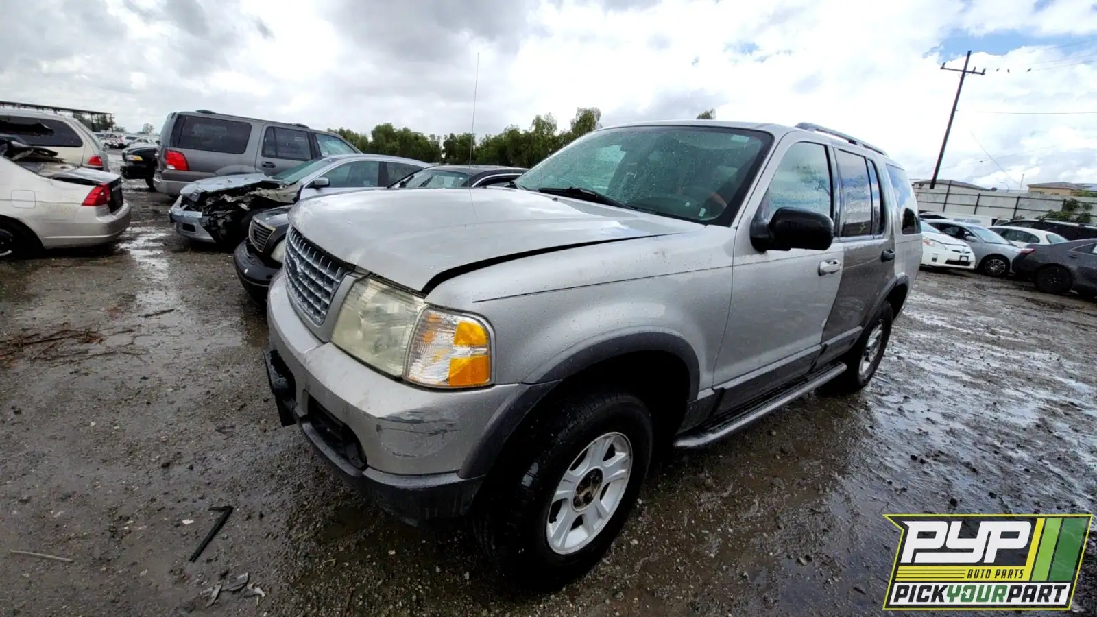 Photo of 2003 Ford Explorer
