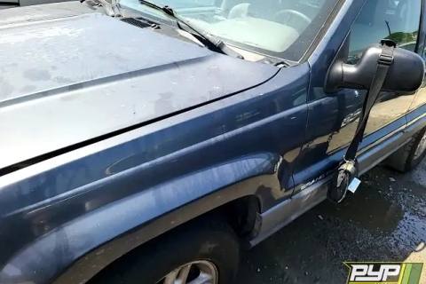 Photo of 2002 Jeep Grand Cherokee