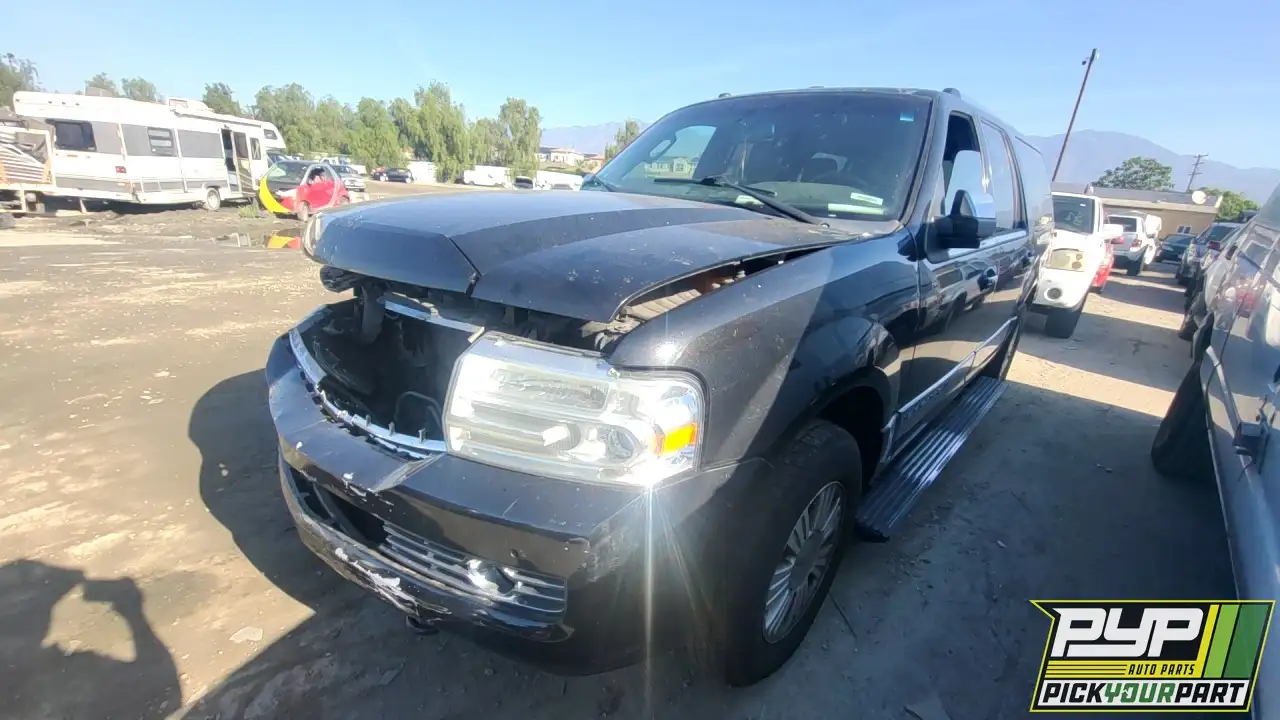 Photo of 2014 Lincoln Navigator