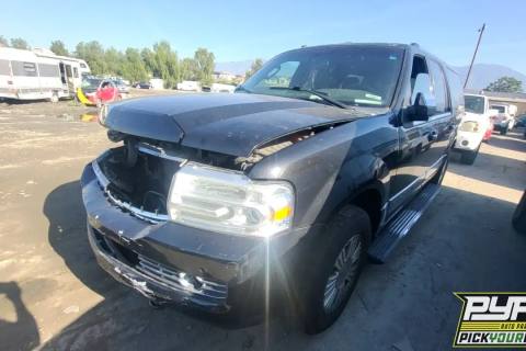 Photo of 2014 Lincoln Navigator