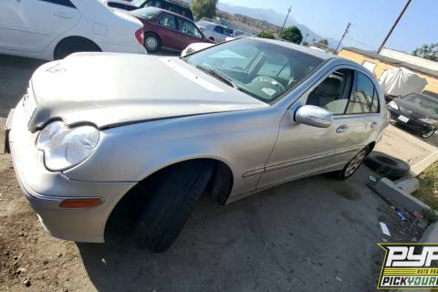 Photo of 2005 Mercedes-Benz C240