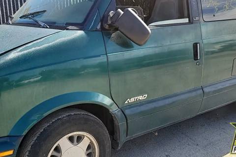 Photo of 1998 Chevrolet Astro