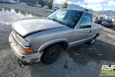 Photo of 2000 Chevrolet S10