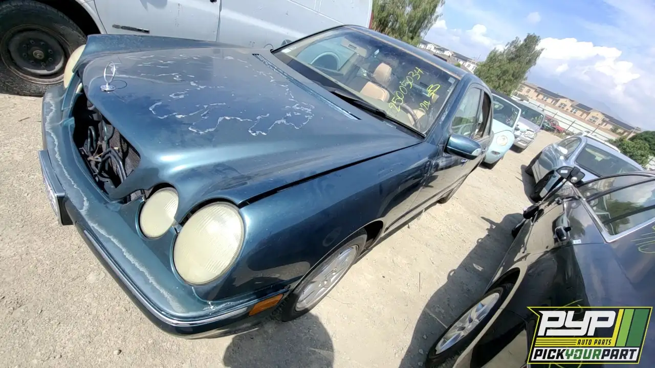 Photo of 2002 Mercedes-Benz E320