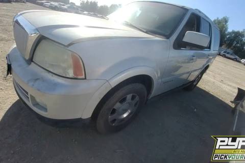 Photo of 2006 Lincoln Navigator