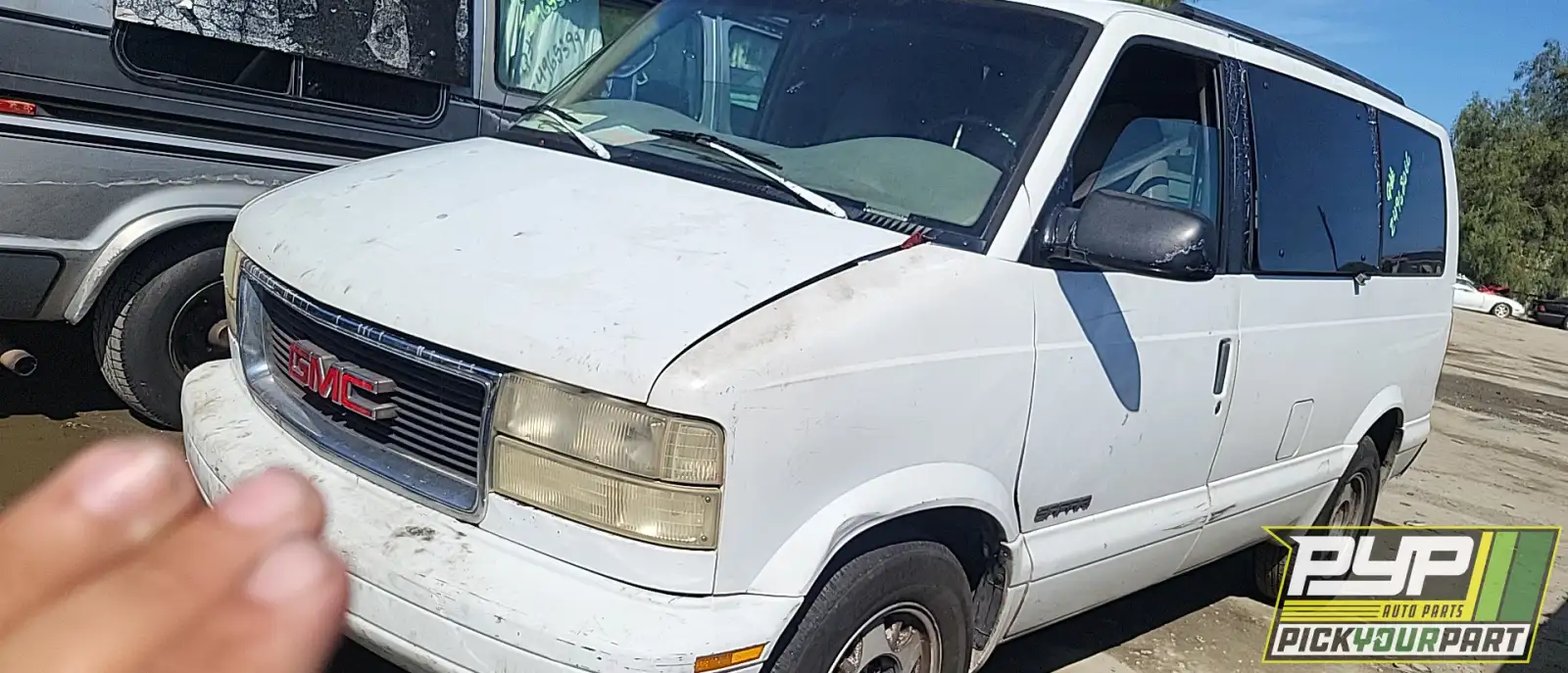 Photo of 1999 Gmc Safari