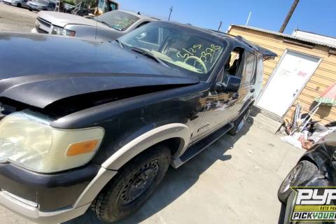 Photo of 2006 Ford Explorer