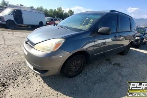 Photo of 2006 Toyota Sienna