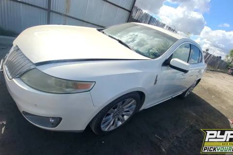 Photo of 2009 Lincoln Mks