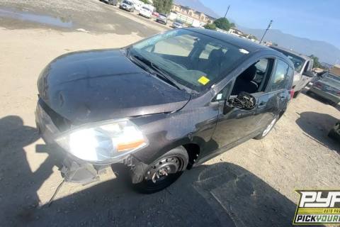 Photo of 2010 Nissan Versa