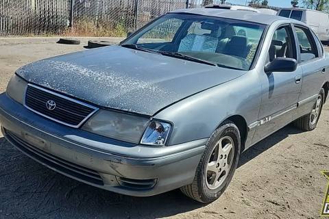 Photo of 1999 Toyota Avalon