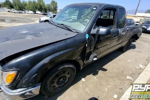Photo of 2001 Toyota Tacoma