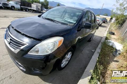 Photo of 2012 Nissan Versa