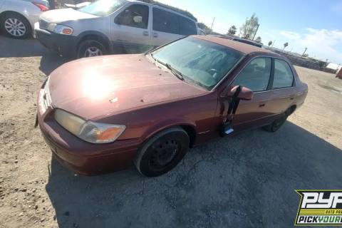Photo of 2000 Toyota Camry