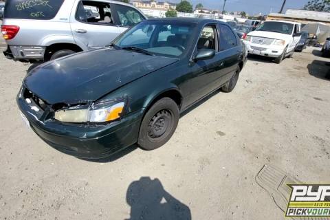 Photo of 2000 Toyota Camry