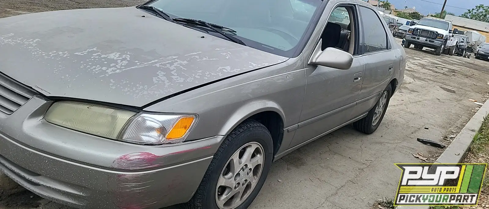 Photo of 1998 Toyota Camry