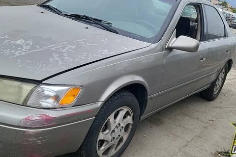 Photo of 1998 Toyota Camry