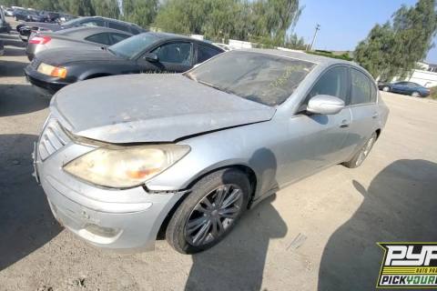 Photo of 2010 Hyundai Genesis