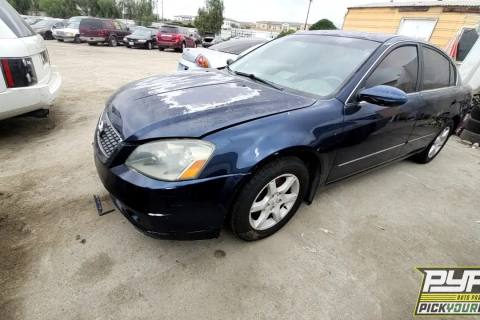 Photo of 2005 Nissan Altima