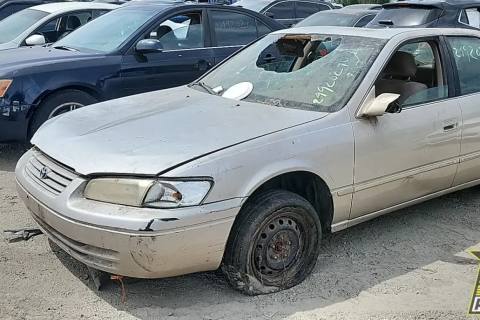 Photo of 1999 Toyota Camry