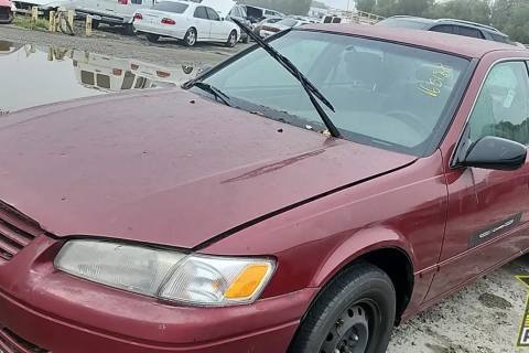 Photo of 1998 Toyota Camry
