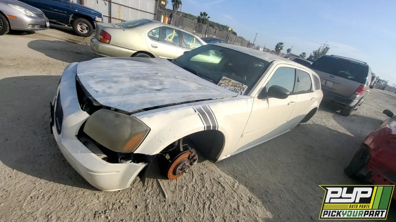 Photo of 2005 Dodge Magnum