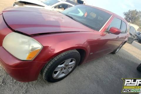 Photo of 2006 Dodge Magnum